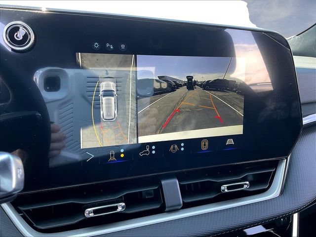 New 2027 Chevrolet Equinox LT w/ Convenience Package II FWD image 7