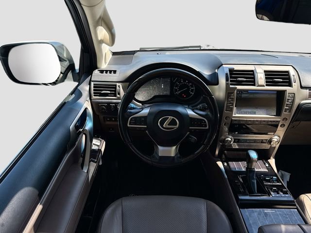 Used 2020 Lexus GX 460 Luxury image 24