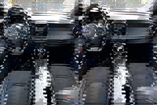 Used 2023 Chevrolet Camaro LT w/ Technology Package image 15