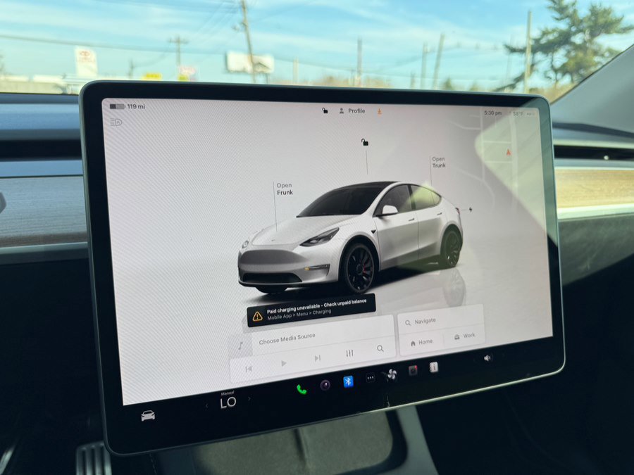 Used 2022 Tesla Model Y Performance image 51