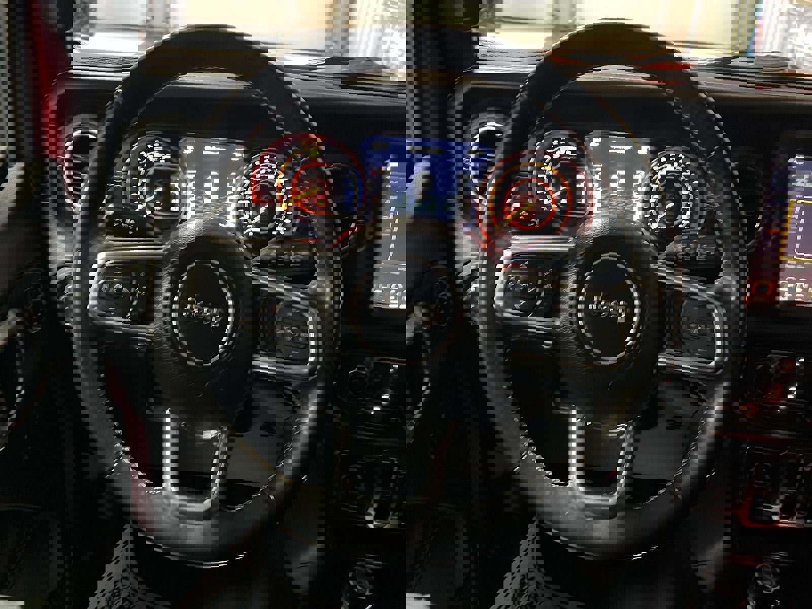 Used 2019 Jeep Wrangler Unlimited Sahara image 17