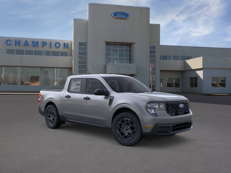 New 2025 Ford Maverick XLT w/ Equipment Group 301A AWD/4WD image 7