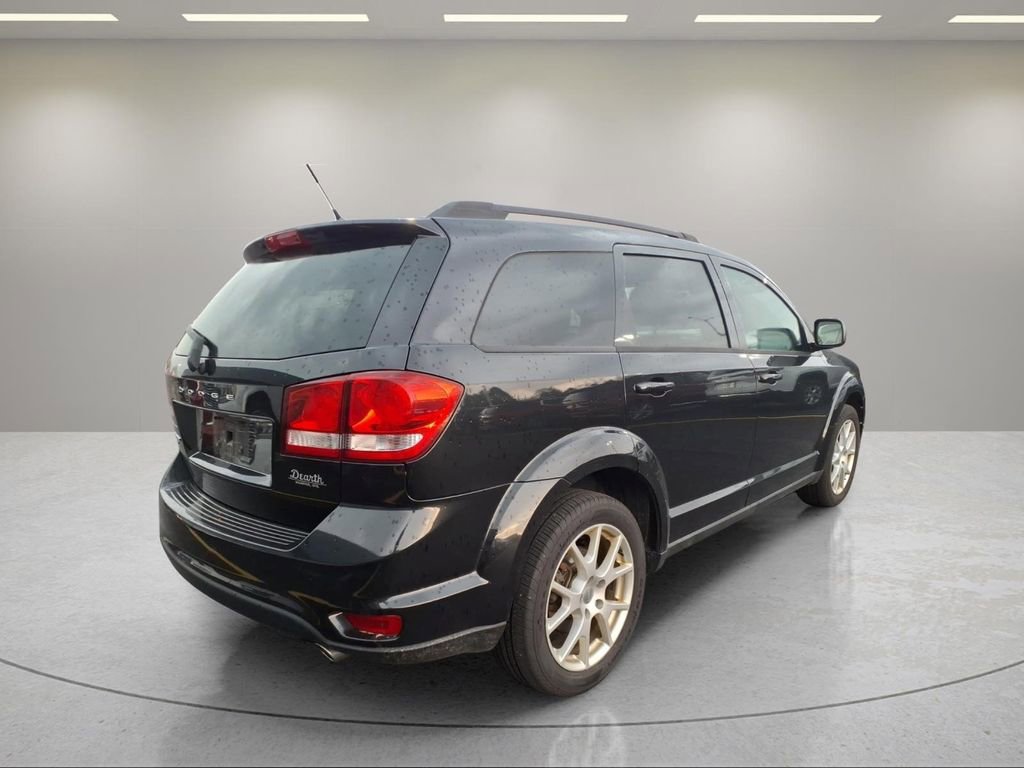 Used 2012 Dodge Journey SXT w/ Flexible Seating Group AWD/4WD image 3