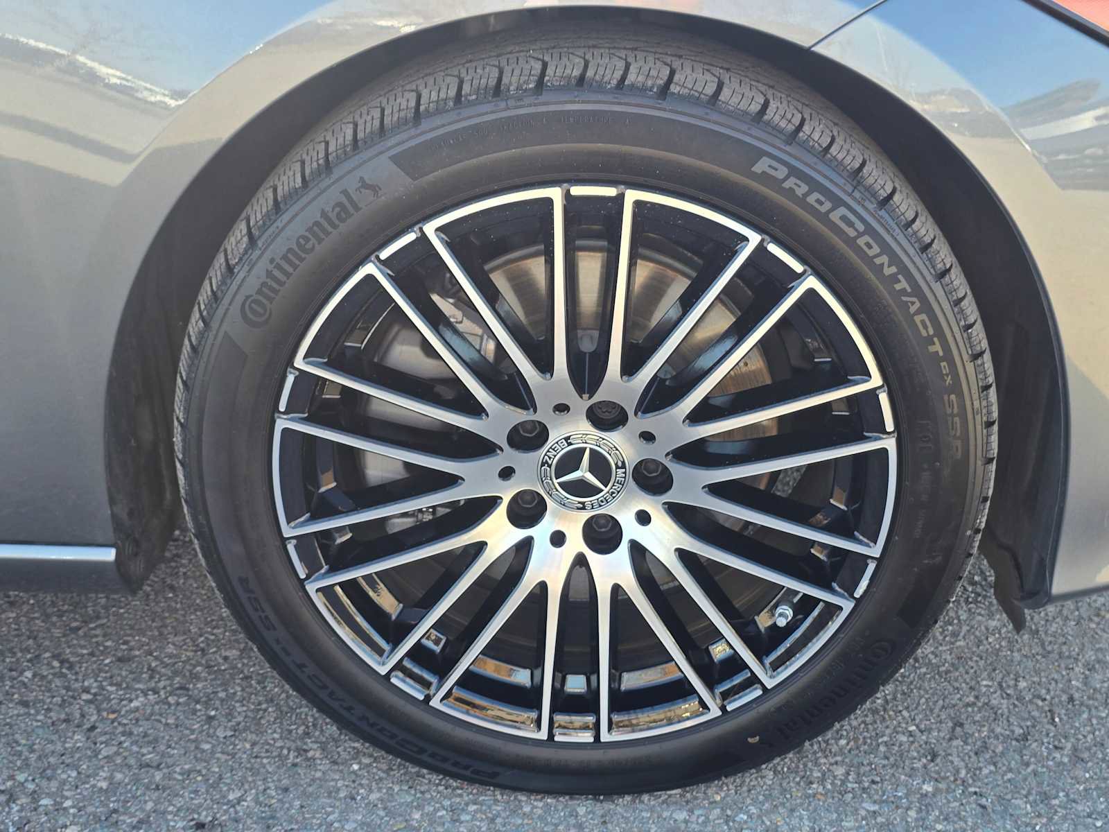 Used 2025 Mercedes-Benz C 300 Sedan image 9