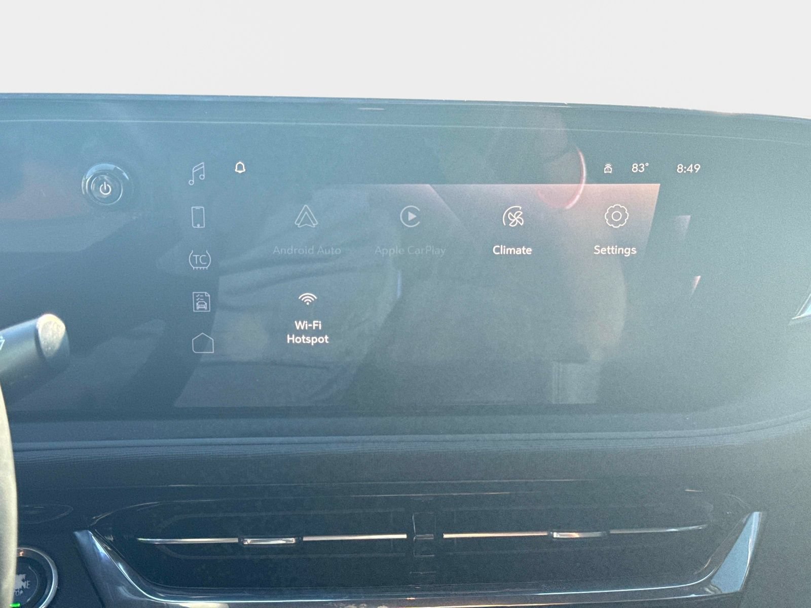 Used 2025 Buick Envista Sport Touring w/ Convenience II Package FWD image 18