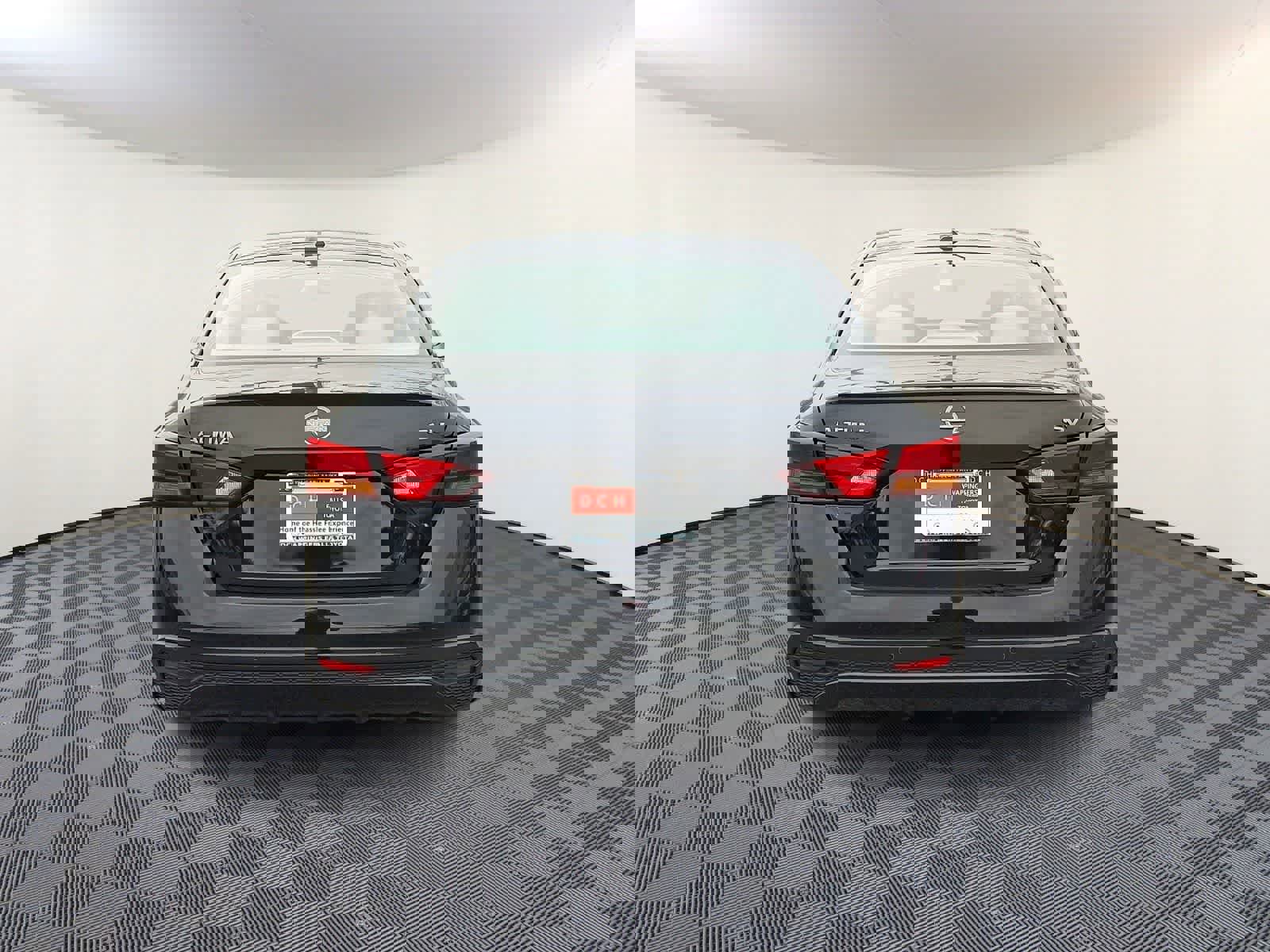 Used 2024 Nissan Altima 2.5 SV image 6