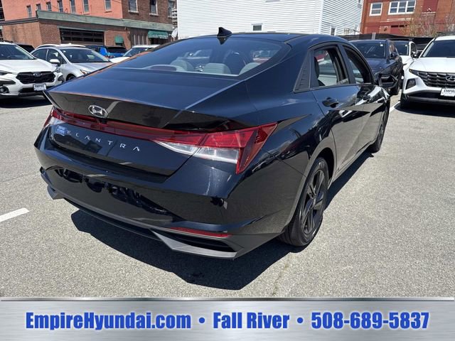 Used 2023 Hyundai Elantra SEL FWD image 6