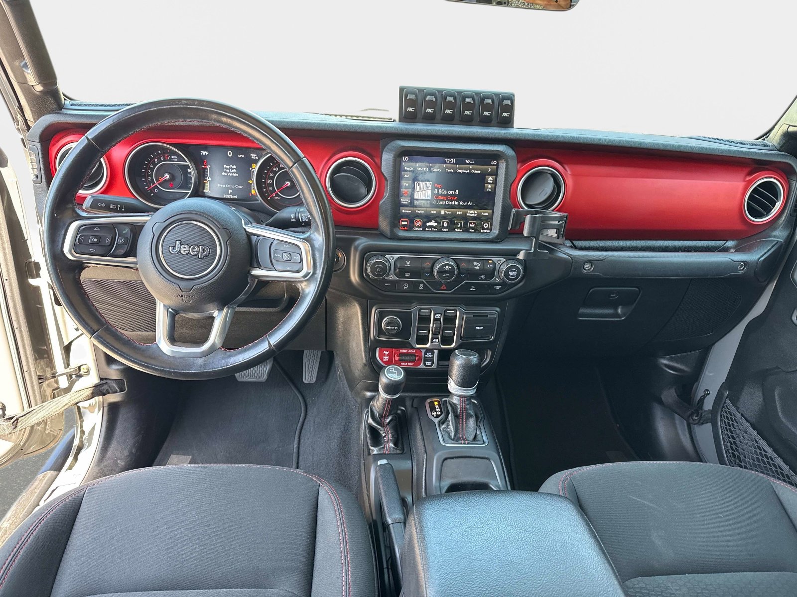 Used 2020 Jeep Gladiator Rubicon AWD/4WD image 19