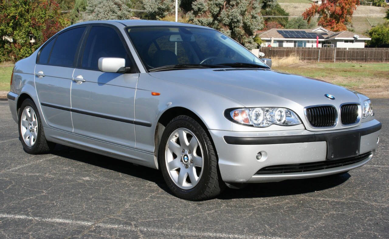 Used 2003 BMW 325i Sedan image 2