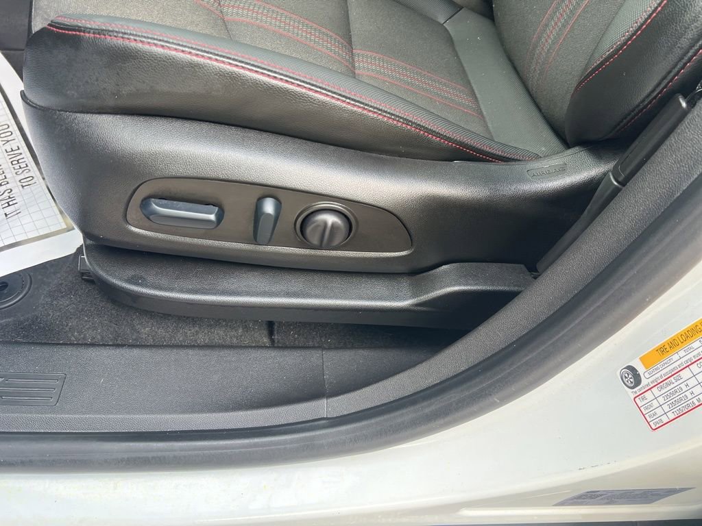 Used 2022 Chevrolet Equinox RS image 59