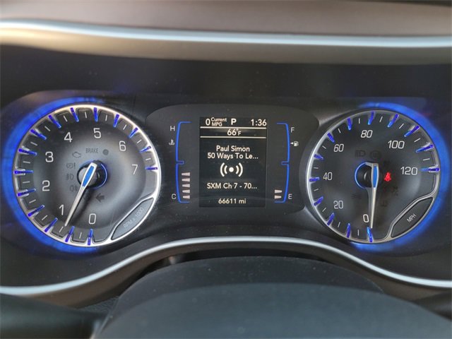 Used 2023 Chrysler Voyager LX image 31