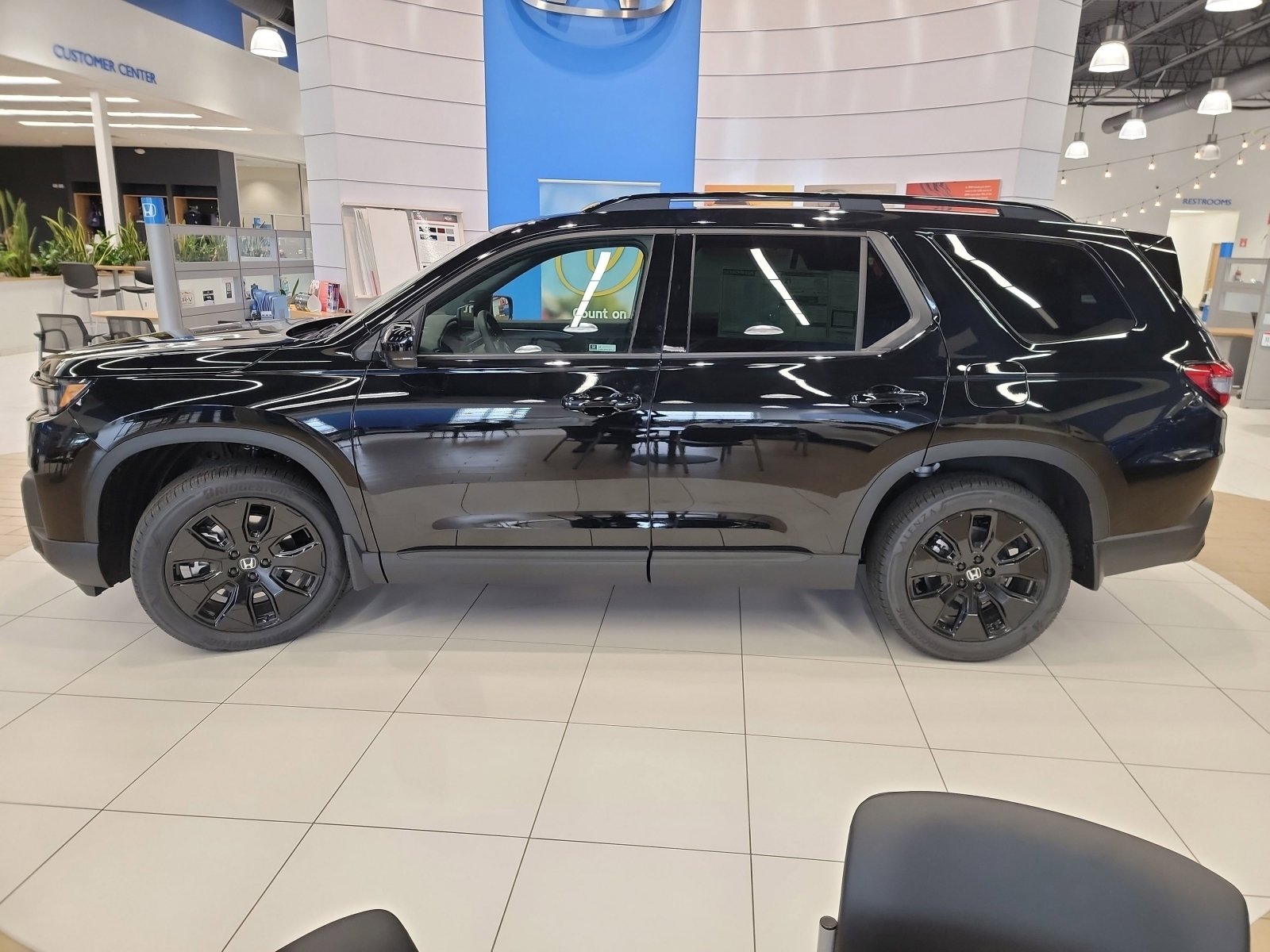 New 2026 Honda Pilot Black Edition image 16