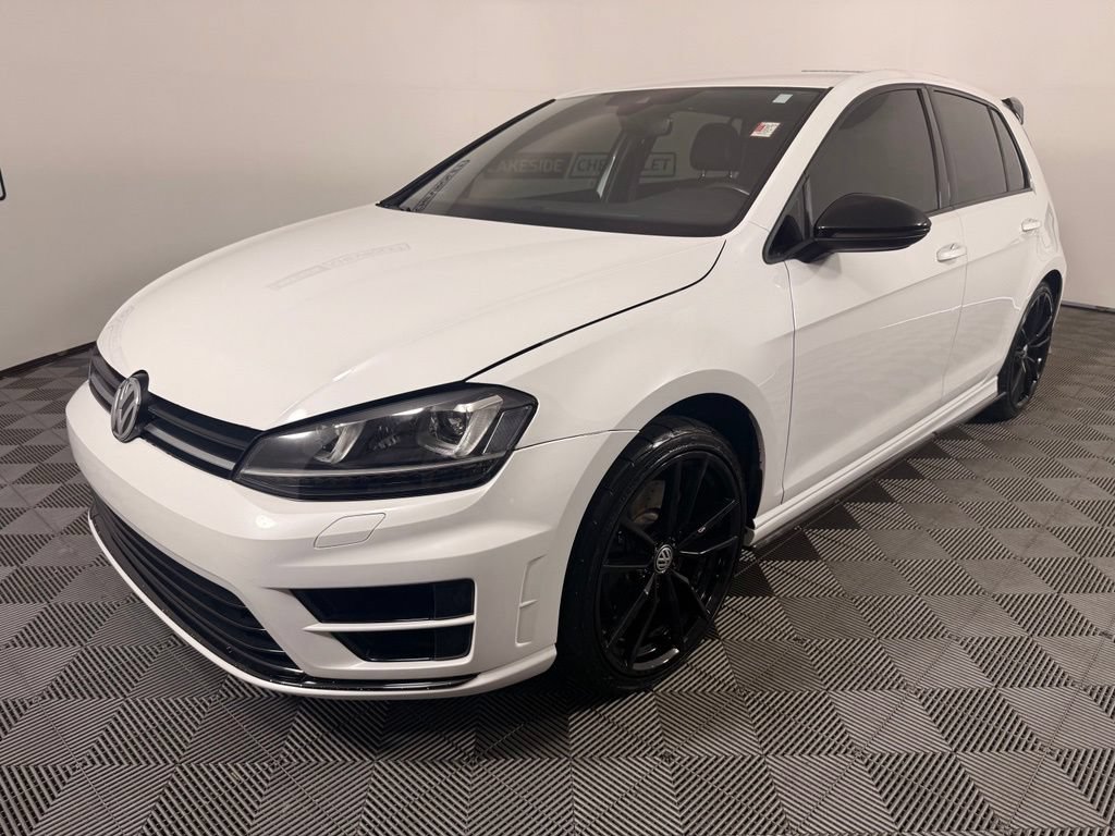 Used 2017 Volkswagen Golf R 4-Door AWD/4WD image 2