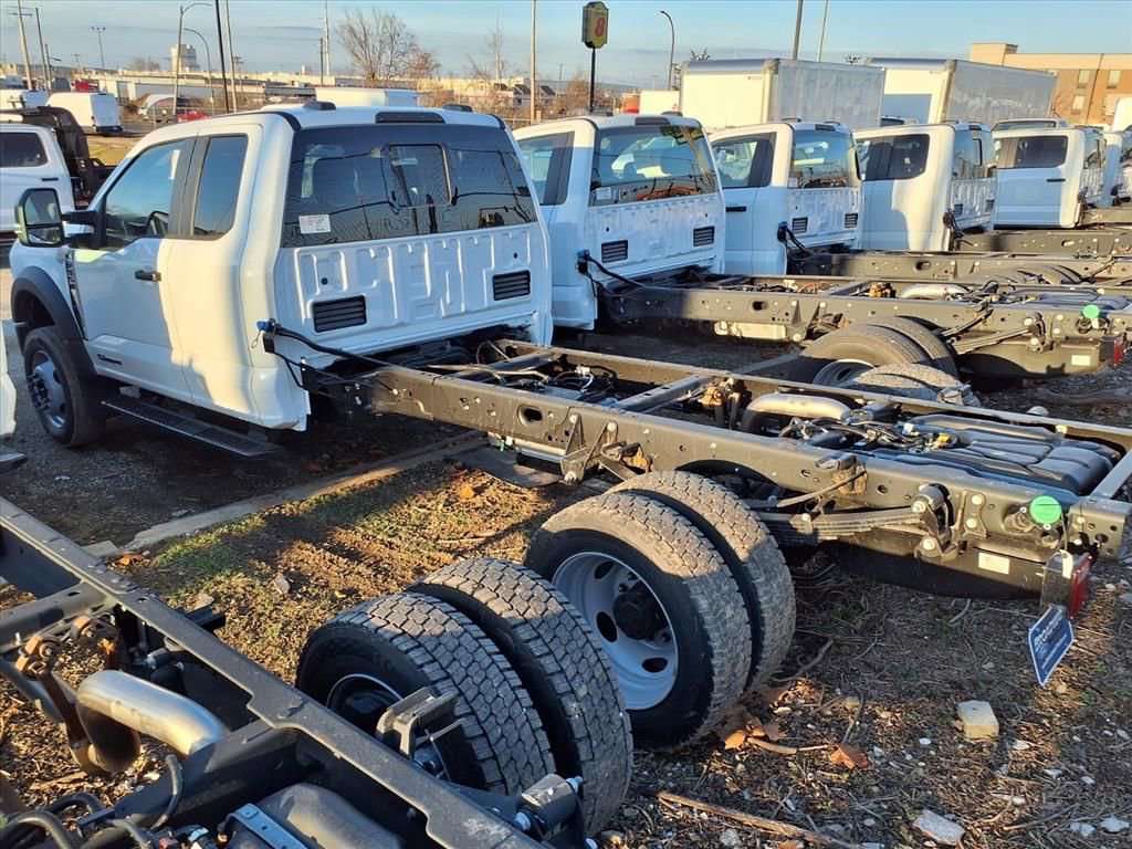 New 2026 Ford F550 4x4 Supercab Super Duty image 4
