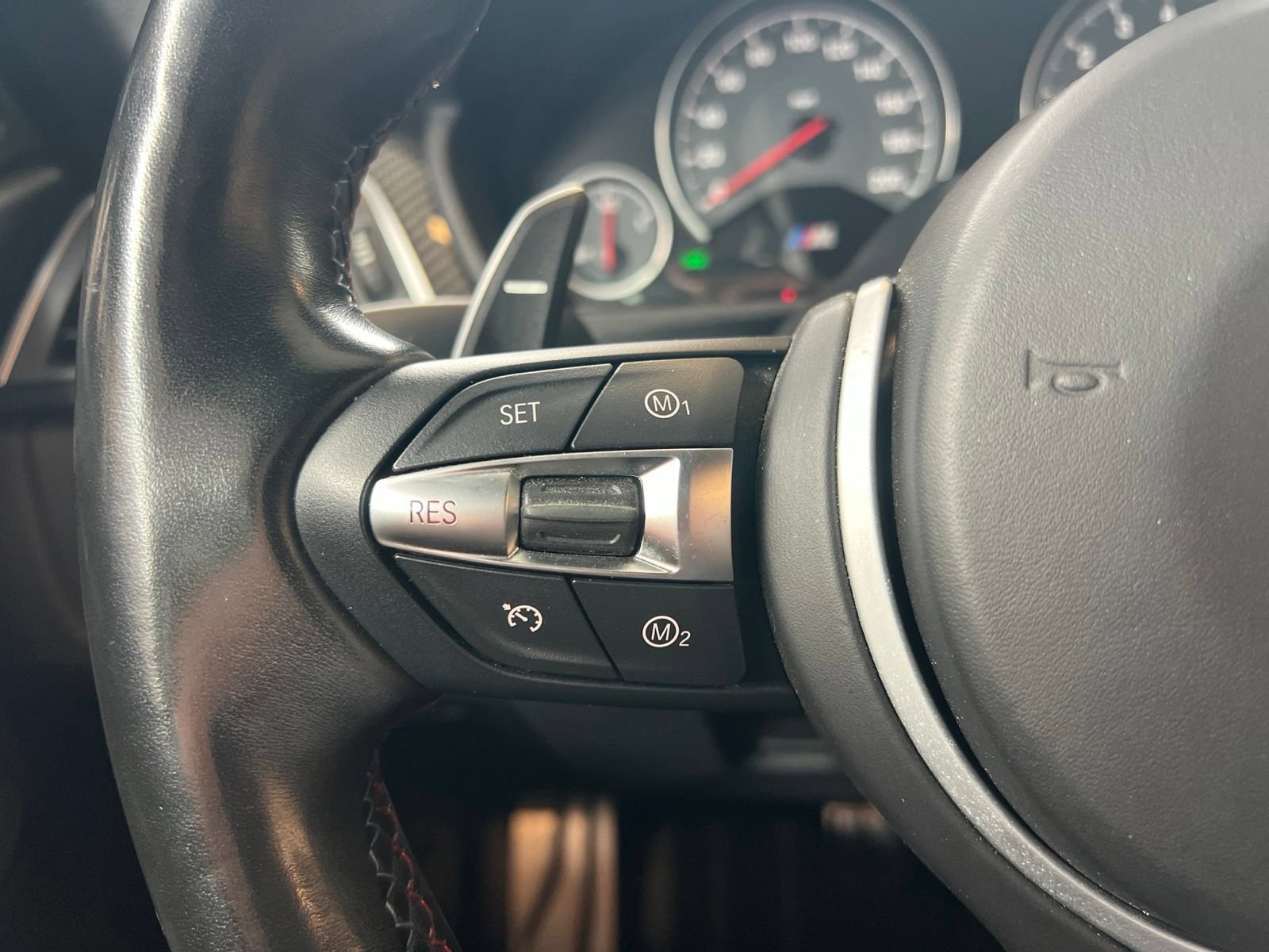 Used 2016 BMW M4 Convertible RWD image 23