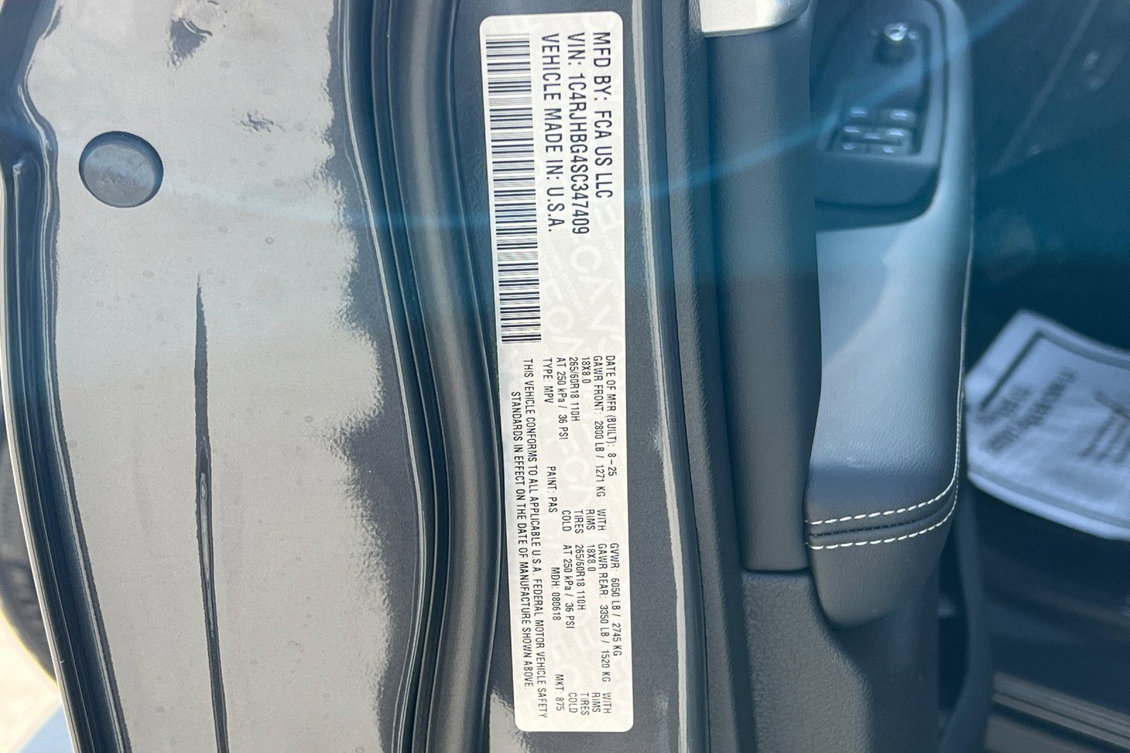 New 2025 Jeep Grand Cherokee Limited image 28