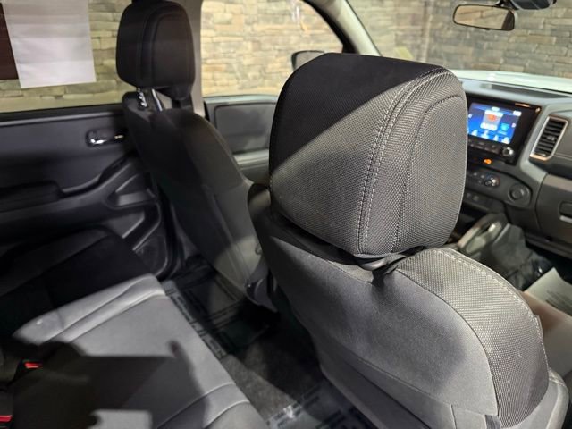 Certified 2024 Nissan Frontier SV image 32