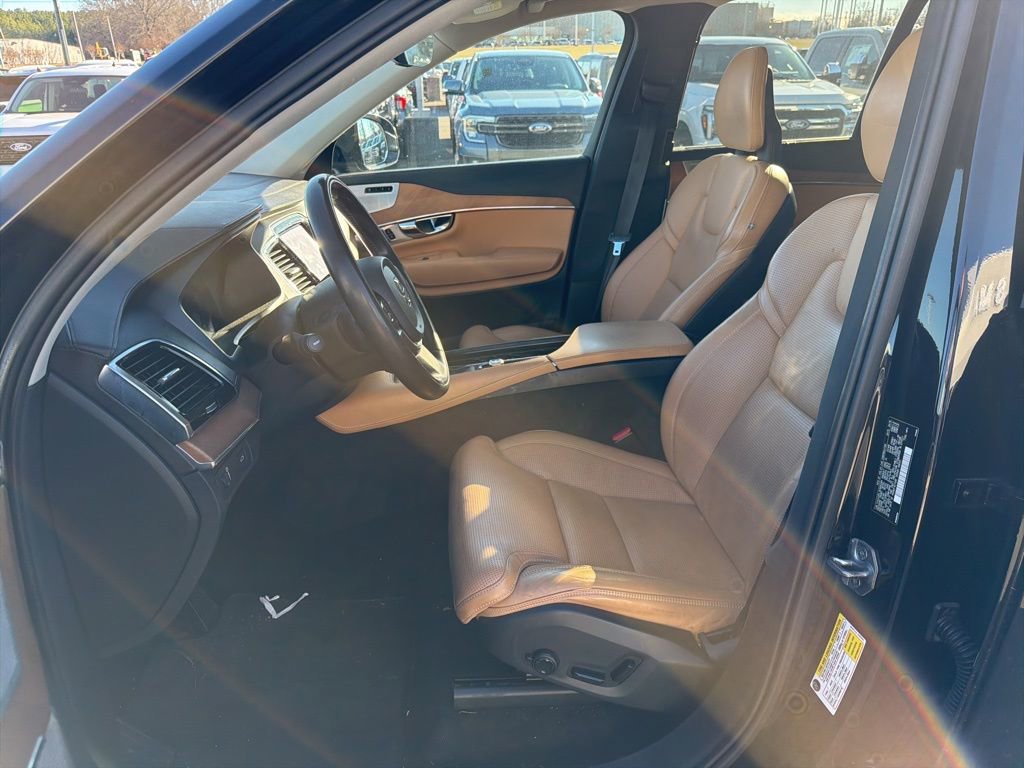 Used 2016 Volvo XC90 T6 Inscription image 8