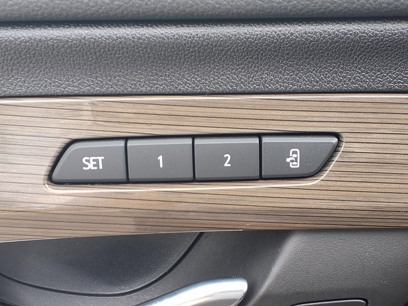 Used 2023 GMC Terrain Denali AWD/4WD image 10