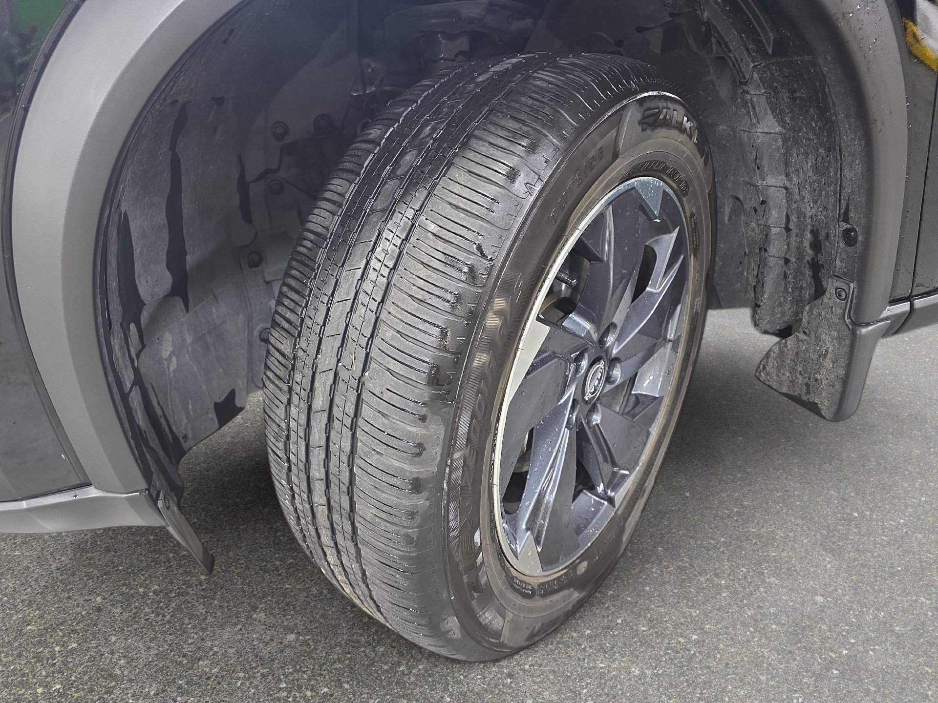 Certified 2026 Nissan Rogue SV FWD image 30