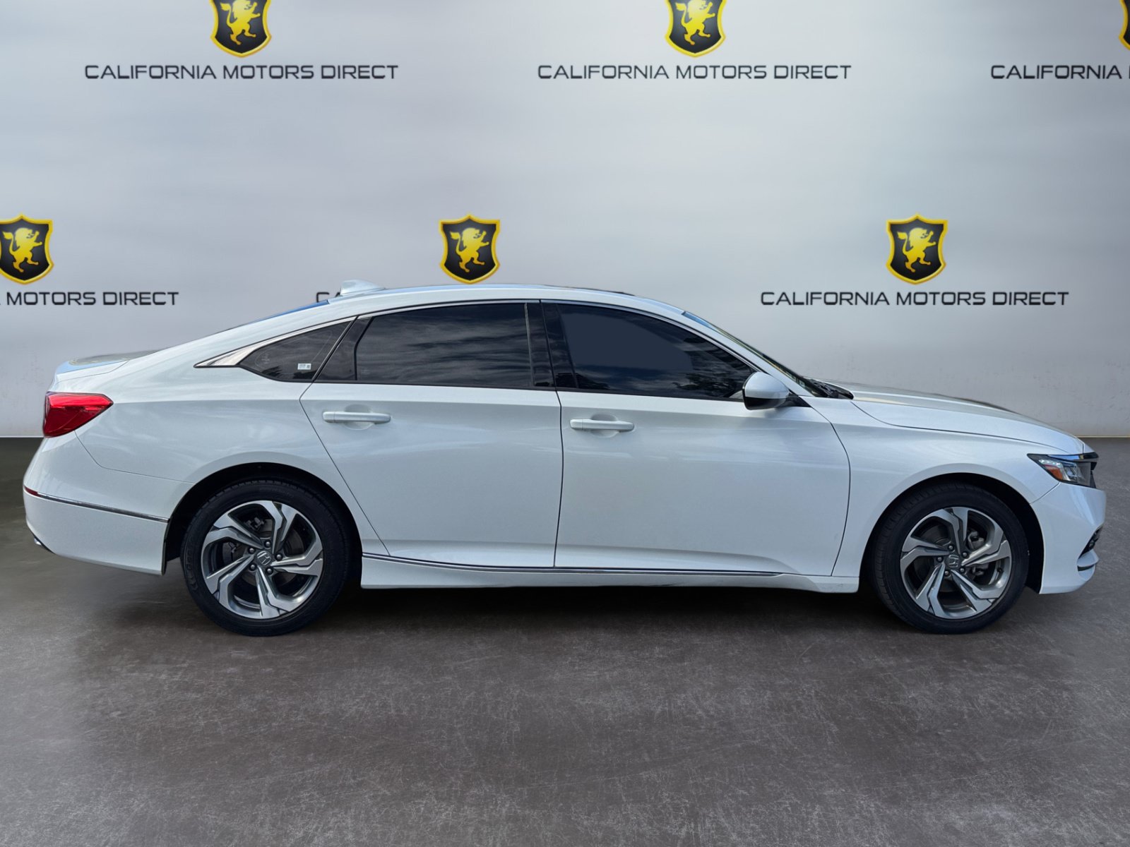 Used 2020 Honda Accord EX image 6