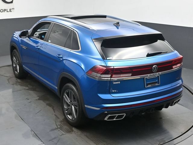 Used 2024 Volkswagen Atlas Cross Sport SEL R-Line AWD/4WD image 42
