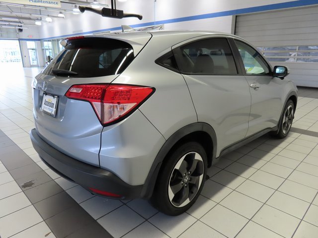 Used 2018 Honda HR-V EX image 12