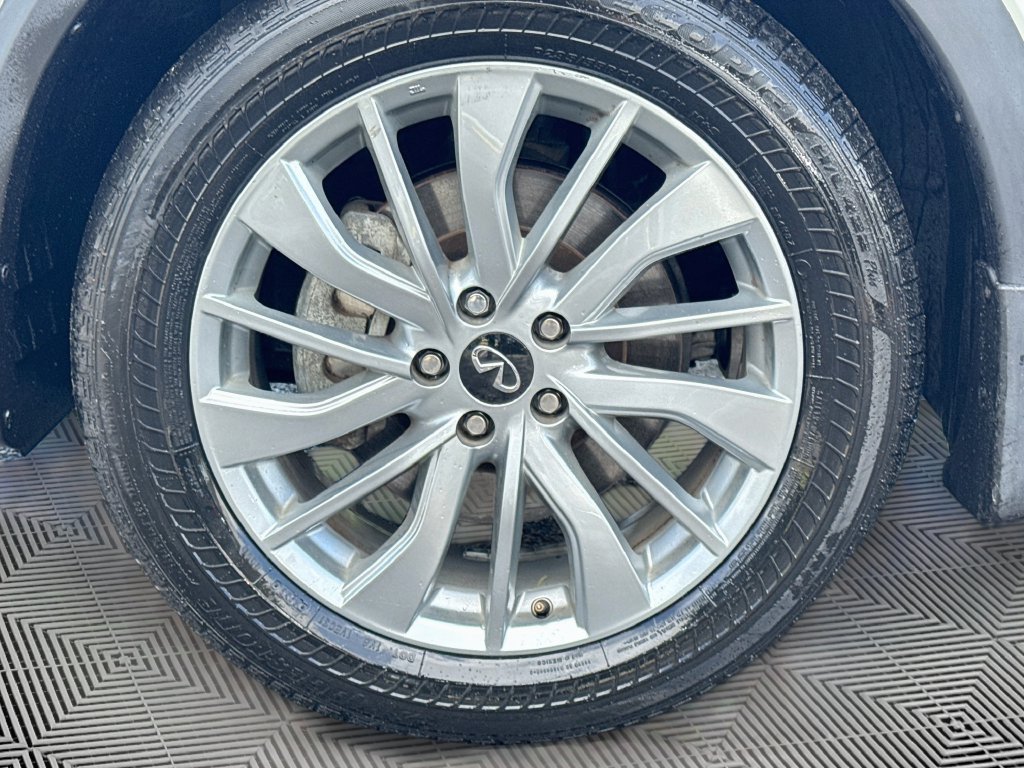 Certified 2023 INFINITI QX50 Luxe AWD/4WD image 33