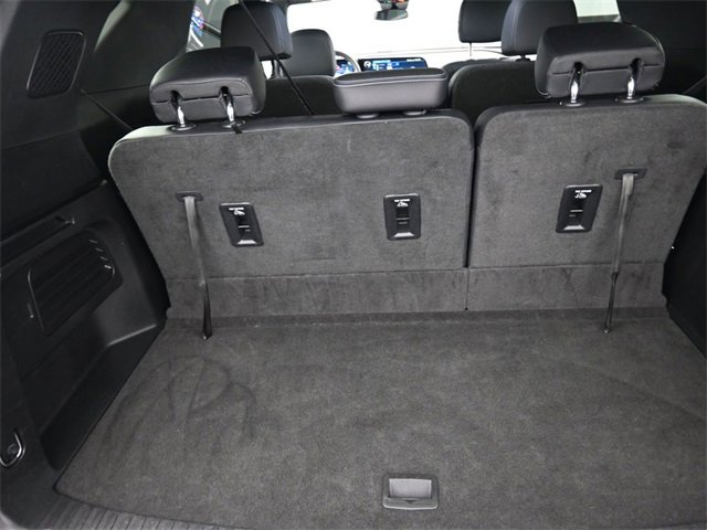 Used 2025 Chevrolet Traverse LT image 27