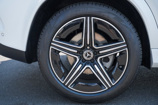 New 2026 Mercedes-Benz GLE 450 4MATIC image 15