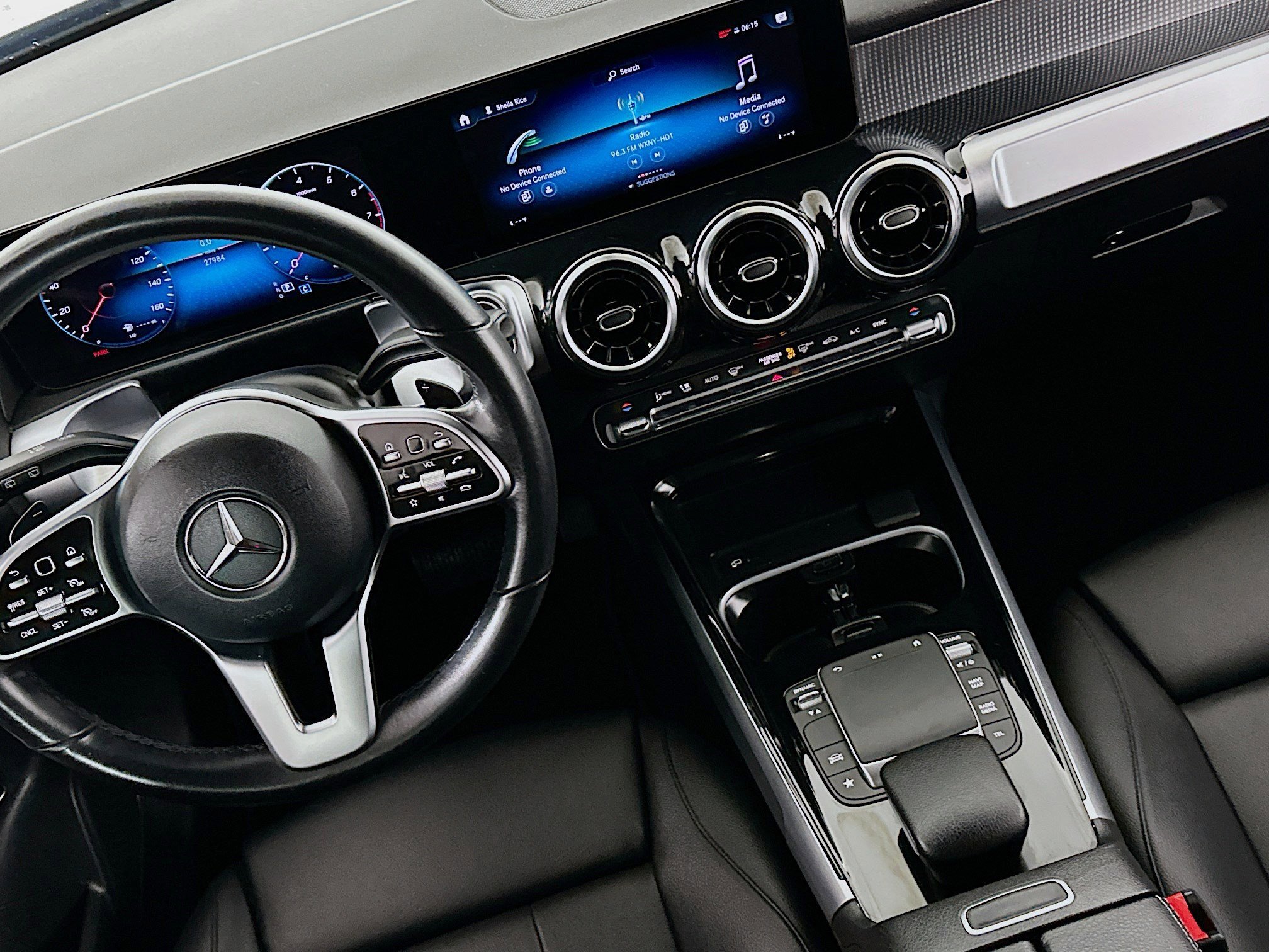 Used 2023 Mercedes-Benz GLB 250 4MATIC image 18