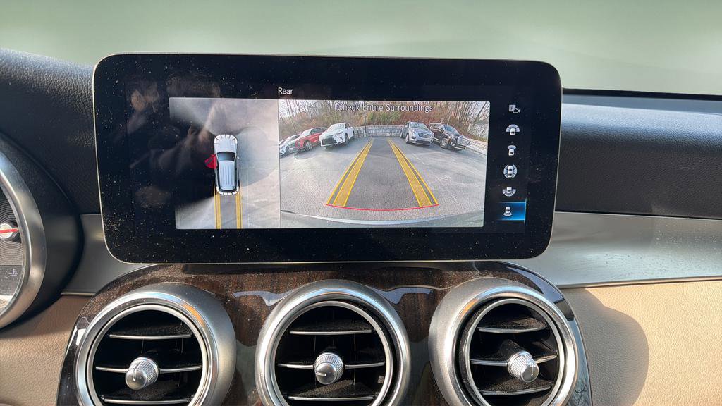 Used 2022 Mercedes-Benz GLC 300 4MATIC image 28