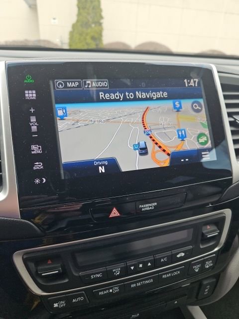 Used 2016 Honda Pilot Touring image 7