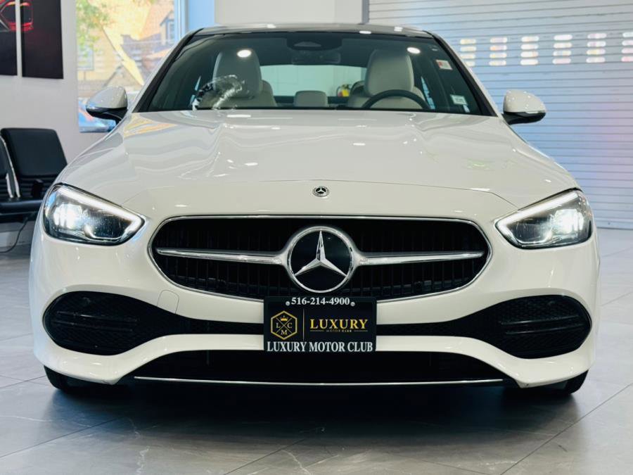 Used 2025 Mercedes-Benz C 300 4MATIC Sedan image 2