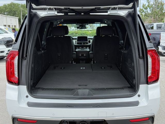 Used 2024 GMC Yukon XL SLT RWD image 13