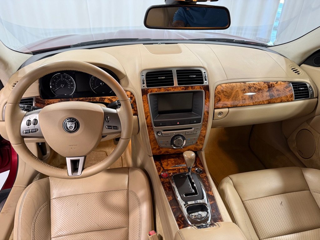 Used 2008 Jaguar XK Coupe image 10