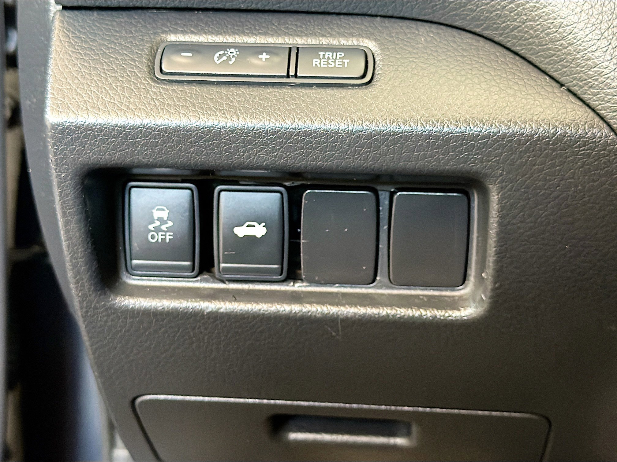 Used 2018 Nissan Altima 2.5 SV FWD image 17
