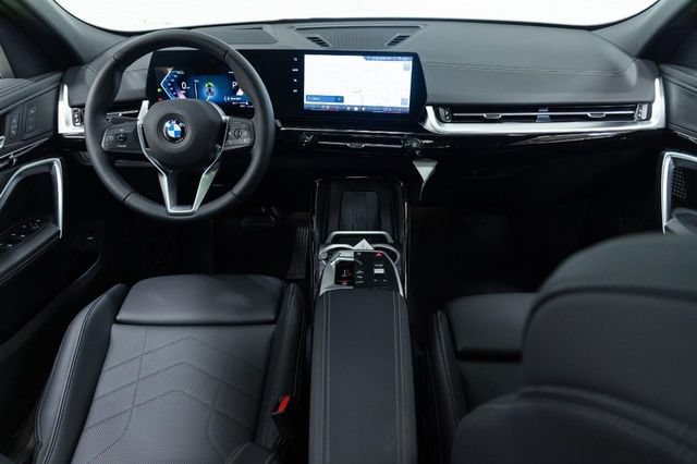Certified 2025 BMW X2 xDrive28i w/ Technology Package AWD/4WD image 20