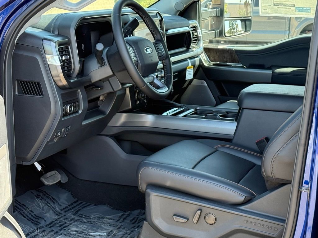 New 2026 Ford F250 4x4 Crew Cab Super Duty image 7