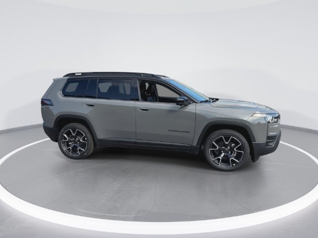 New 2026 Jeep Cherokee Overland w/ Advanced Pro Tech Group AWD/4WD image 2