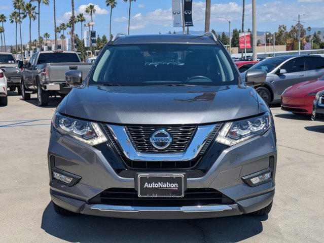 Used 2018 Nissan Rogue SL w/ Premium Package FWD image 2