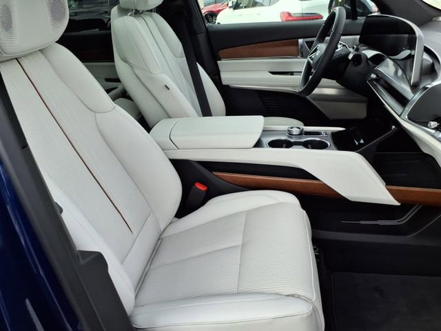 New 2026 Cadillac Vistiq Sport image 24