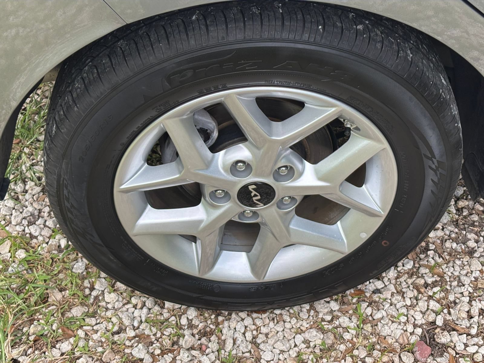 Used 2025 Kia Soul LX w/ LX Technology Package FWD image 29