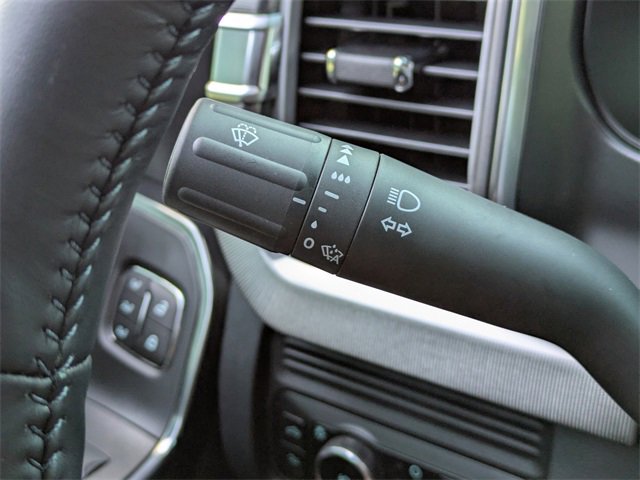 Used 2025 Ford F350 Platinum w/ FX4 Off-Road Package image 27