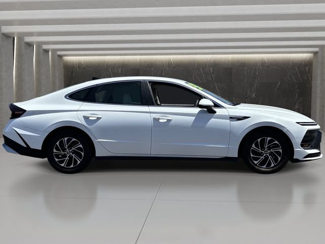 Used 2026 Hyundai Sonata Blue FWD image 7