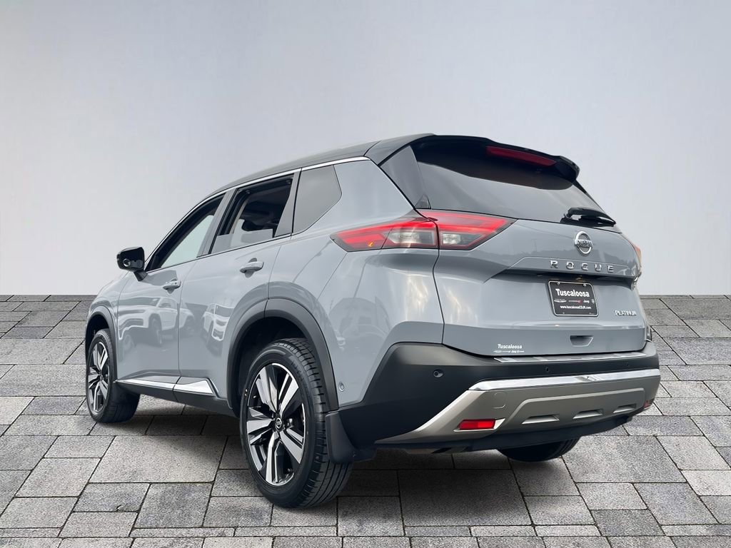 Used 2021 Nissan Rogue Platinum image 5