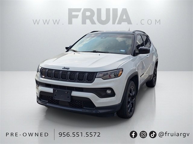 Used 2023 Jeep Compass Altitude image 1