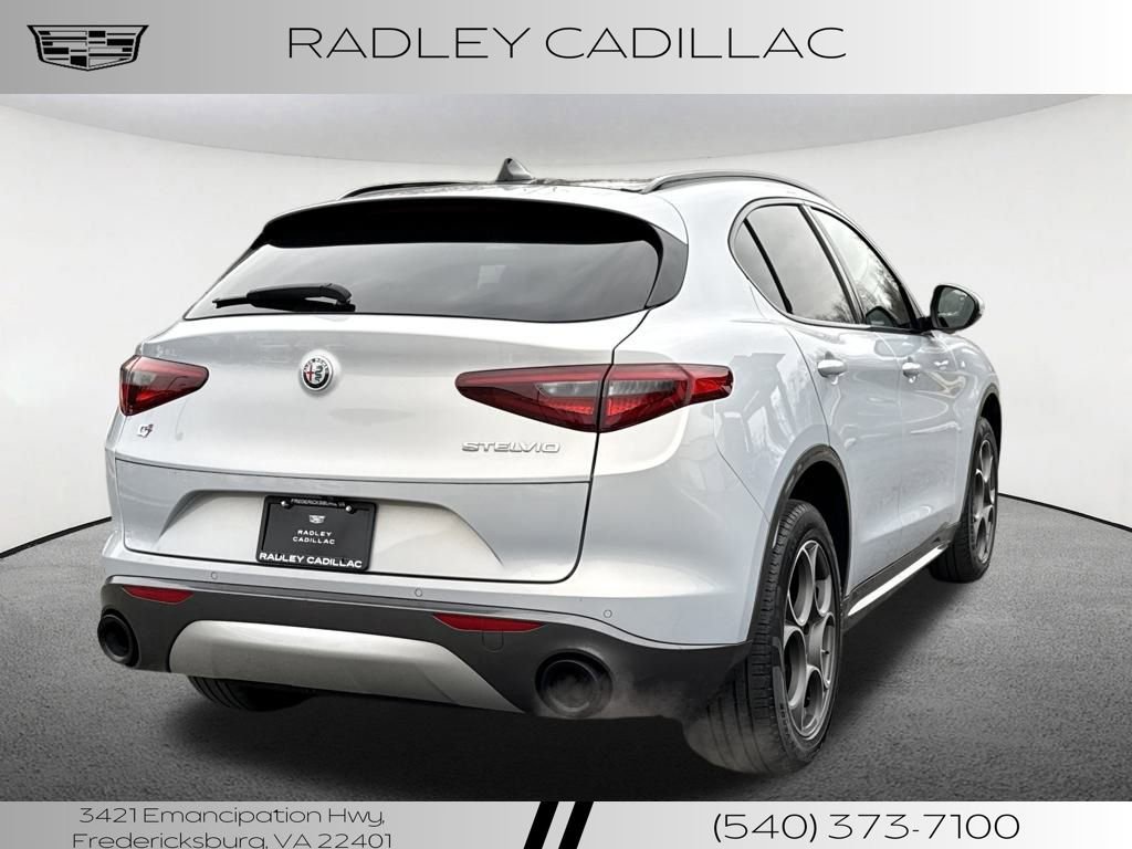 Used 2022 Alfa Romeo Stelvio Ti w/ Active Assist Plus Package image 7