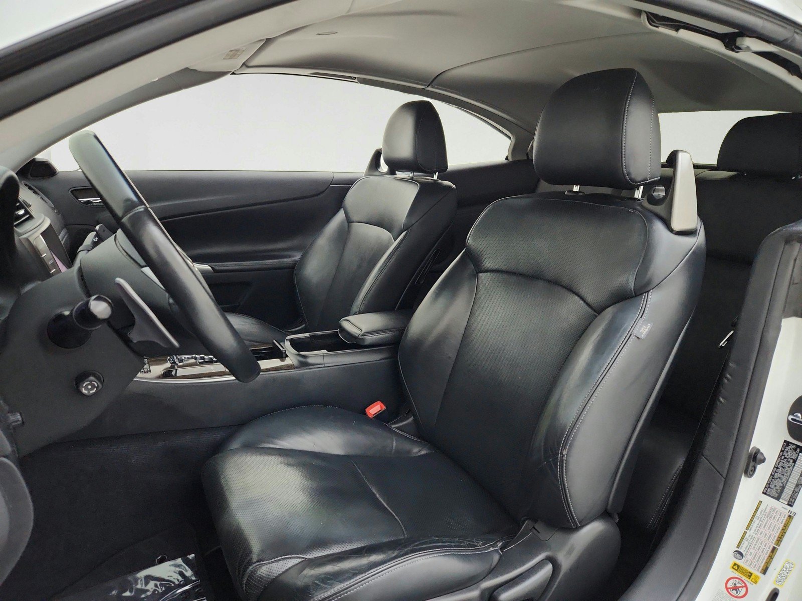 Used 2013 Lexus IS 250C RWD image 17