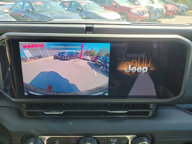 Used 2024 Jeep Wrangler Unlimited Rubicon AWD/4WD image 7